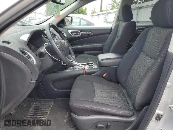 2019 Nissan Pathfinder SV z VIN 5N1DR2MM5KC637088, wystawiony jako Copart lot #55981835 z przebiegiem 104 826 mil mil oraz Szkoda całkowita • Salvage title. Historia ofert i sprzedaży dostępna na DreamBid. Obrazek 7.