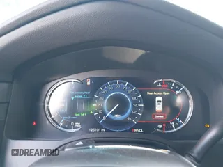 2017 Cadillac Escalade Luxury z VIN 1GYS4BKJ1HR201261, wystawiony jako IAAI lot #41764863 z przebiegiem 125 101 mil mil oraz . Historia ofert i sprzedaży dostępna na DreamBid. Obrazek 7.