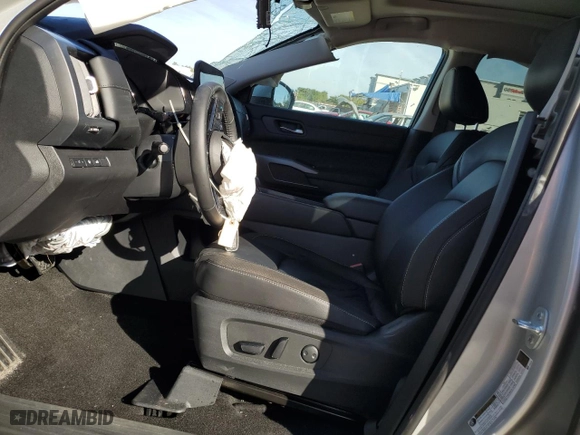 2024 Nissan Pathfinder SL with VIN 5N1DR3CB4RC307667, listed as a Copart auction lot 43044935 with 8,465 mi miles and Non Repairable. Bid and sale history available at carsss.com. Image 7.