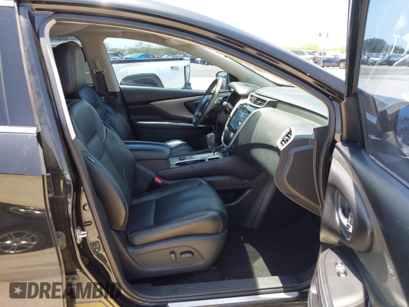 2018 Nissan Murano S z VIN 5N1AZ2MG4JN148844, wystawiony jako IAAI lot #42193100 z przebiegiem 70 104 mil mil oraz . Historia ofert i sprzedaży dostępna na DreamBid. Obrazek 5.