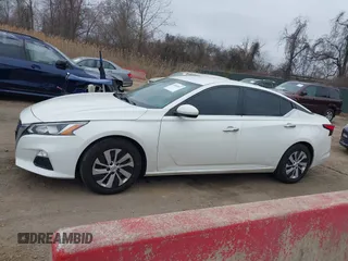 2020 Nissan Altima 2.5 S with VIN 1N4BL4BV7LC214671, listed as a IAAI auction lot 41801872 with 76,178 mi miles. Bid and sale history available at carsss.com. Image 14.