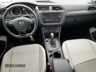 2020 Volkswagen Tiguan SE with VIN 3VV2B7AX2LM082646, listed as a Copart auction lot 51425425 with 53,110 mi miles and Salvage Title. Bid and sale history available at DreamBid. Image 8.