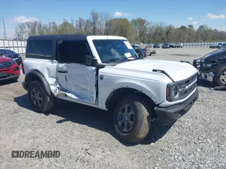 2024 Ford Bronco Big Bend z VIN 1FMDE7AHXRLB54609, wystawiony jako IAAI lot #41853937 z przebiegiem 358 mil mil oraz . Historia ofert i sprzedaży dostępna na DreamBid. Obrazek 1.