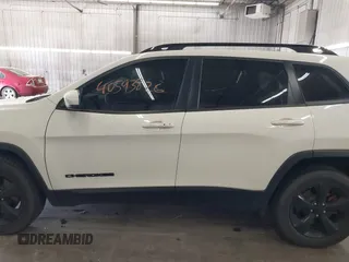 2019 Jeep Cherokee Latitude Plus with VIN 1C4PJMLBXKD294213, listed as a IAAI auction lot 40593826 with 107,332 mi miles. Bid and sale history available at carsss.com. Image 15.