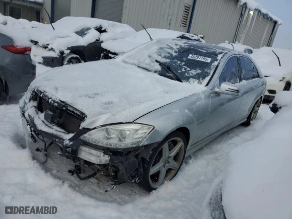 2013 Mercedes-Benz S-Class S 63 AMG with VIN WDDNG7EB6DA509584, listed as a Copart auction lot 45297795 with 92,688 mi miles and Salvage Title. Bid and sale history available at carsss.com. Image 1.