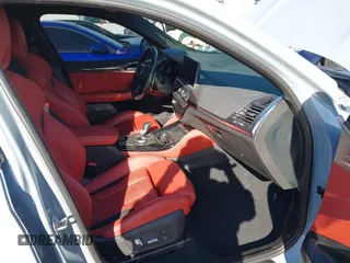 2023 BMW X4 M z VIN 5YM23EC0XP9P23425, wystawiony jako IAAI lot #41147096 z przebiegiem 22 958 mil mil oraz . Historia ofert i sprzedaży dostępna na DreamBid. Obrazek 5.