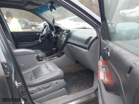 2003 Acura MDX Touring Pkg w/Navigation System with VIN 2HNYD18833H522963, listed as a IAAI auction lot 41419460 with 380,387 mi miles. Bid and sale history available at carsss.com. Image 5.