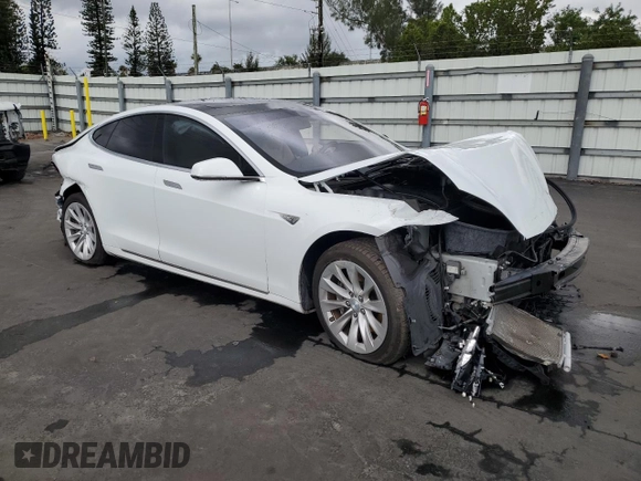 2016 Tesla Model S 70 with VIN 5YJSA1E10GF153812, listed as a Copart auction lot 52108565 with 90,938 mi miles and Non Repairable. Bid and sale history available at DreamBid. Image 4.