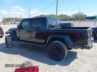 2020 Jeep Gladiator Overland with VIN 1C6HJTFG2LL149056, listed as a IAAI auction lot 41524168 with 113,503 mi miles and . Bid and sale history available at DreamBid. Image 14.