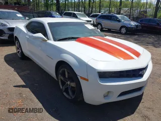 2010 Chevrolet Camaro 1LT z VIN 2G1FB1EV4A9193607, wystawiony jako IAAI lot #42049550 z przebiegiem 196 313 mil mil oraz . Historia ofert i sprzedaży dostępna na DreamBid. Obrazek 1.