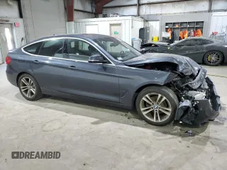 2018 BMW 3 Series 330i xDrive with VIN WBA8Z9C52JB220330, listed as a Copart auction lot 82926983 with 53,436 mi miles and Non Repairable. Bid and sale history available at carsss.com. Image 4.