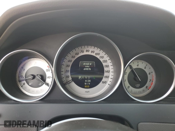2013 Mercedes-Benz C 300 Sport with VIN WDDGF8AB5DR264091, listed as a Copart auction lot 65588205 with 69,876 mi miles and Salvage title. Bid and sale history available at DreamBid. Image 9.