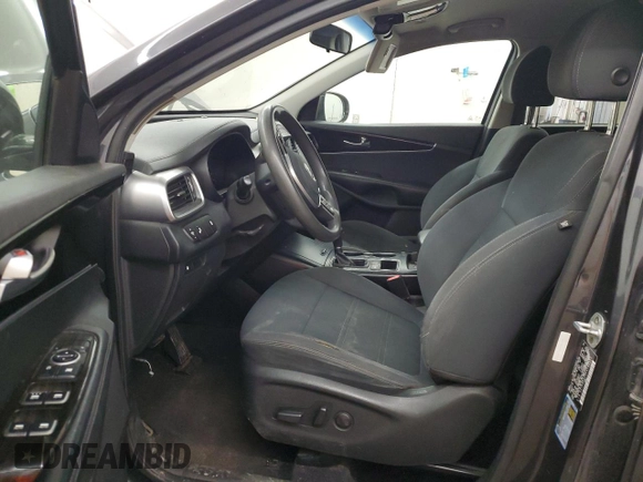 2019 Kia Sorento LX with VIN 5XYPGDA50KG482901, listed as a Copart auction lot 49705855 with 224,690 mi miles and Clean Title. Bid and sale history available at DreamBid. Image 7.