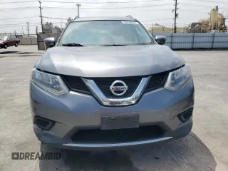 2016 Nissan Rogue SV z VIN KNMAT2MV7GP709331, wystawiony jako Copart lot #59436035 z przebiegiem 120 593 mil mil oraz Czysty tytuł • Clean title. Historia ofert i sprzedaży dostępna na DreamBid. Obrazek 5.