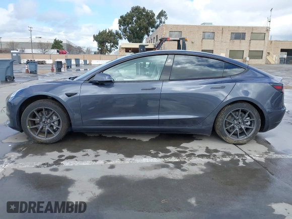2022 Tesla Model 3 Long Range with VIN 5YJ3E1EB0NF259904, listed as a IAAI auction lot 41826642 with 42,272 mi miles and . Bid and sale history available at DreamBid. Image 14.