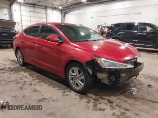2020 Hyundai Elantra Value Edition z VIN 5NPD84LF1LH571313, wystawiony jako IAAI lot #41913616 z przebiegiem 121 303 mil mil oraz . Historia ofert i sprzedaży dostępna na DreamBid. Obrazek 1.
