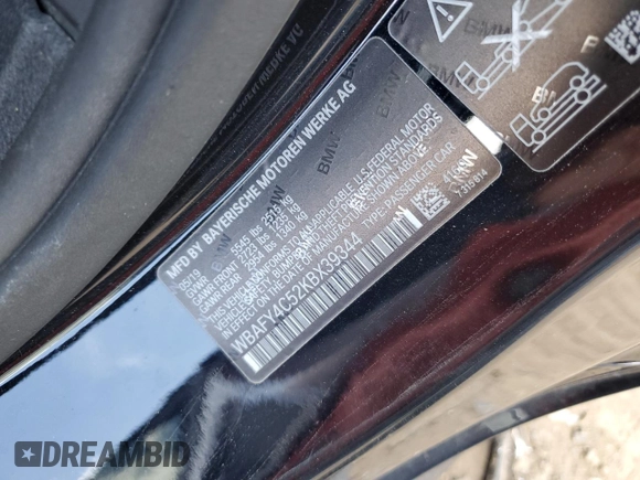 2019 BMW 8 Series M850i xDrive with VIN WBAFY4C52KBX39344, listed as a Copart auction lot 50695235 with 35,699 mi miles and Clean title. Bid and sale history available at DreamBid. Image 12.