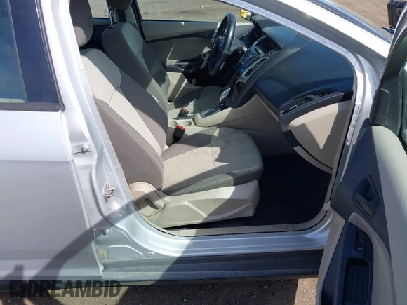 2012 Ford Focus SE with VIN 1FAHP3F24CL178236, listed as a IAAI auction lot 42032272 with 157,373 mi miles and . Bid and sale history available at carsss.com. Image 5.