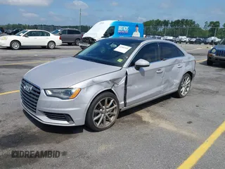 2015 Audi A3 Premium Plus z VIN WAUCCGFF6F1061507, wystawiony jako IAAI lot #42502310 z przebiegiem 131 670 mil mil oraz . Historia ofert i sprzedaży dostępna na DreamBid. Obrazek 19.