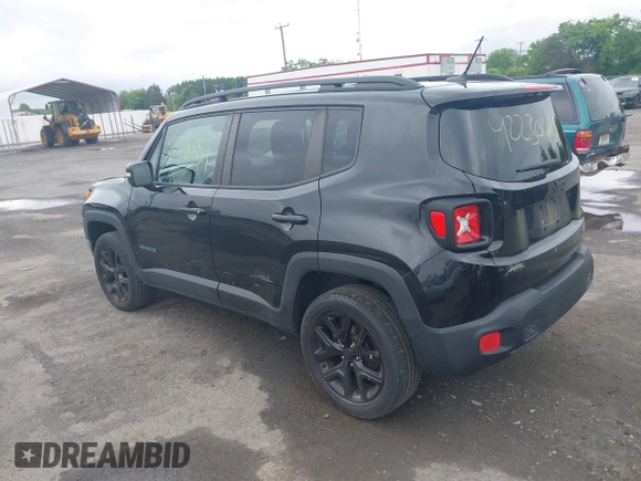 2017 Jeep Renegade Latitude z VIN ZACCJBBB7HPF22652, wystawiony jako IAAI lot #42230081 z przebiegiem 108 696 mil mil oraz . Historia ofert i sprzedaży dostępna na DreamBid. Obrazek 3.