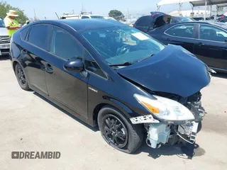 2015 Toyota Prius Four z VIN JTDKN3DU3F1914593, wystawiony jako IAAI lot #42477785 z przebiegiem 127 244 mil mil oraz . Historia ofert i sprzedaży dostępna na DreamBid. Obrazek 1.
