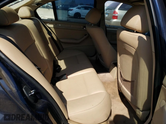 2001 BMW 3 Series 325i with VIN WBAAN37471ND45451, listed as a Copart auction lot 68648884 with 156,589 mi miles and Salvage Title. Bid and sale history available at carsss.com. Image 11.