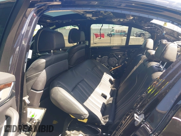 2018 BMW 5 Series 530e xDrive with VIN WBAJB1C51JB374308, listed as a IAAI auction lot 41965038 with 122,791 mi miles and . Bid and sale history available at carsss.com. Image 8.