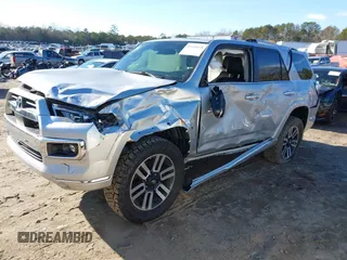 2022 Toyota 4Runner Limited z VIN JTEKU5JR2N6017275, wystawiony jako IAAI lot #41458168 z przebiegiem 40 743 mil mil oraz . Historia ofert i sprzedaży dostępna na DreamBid. Obrazek 17.