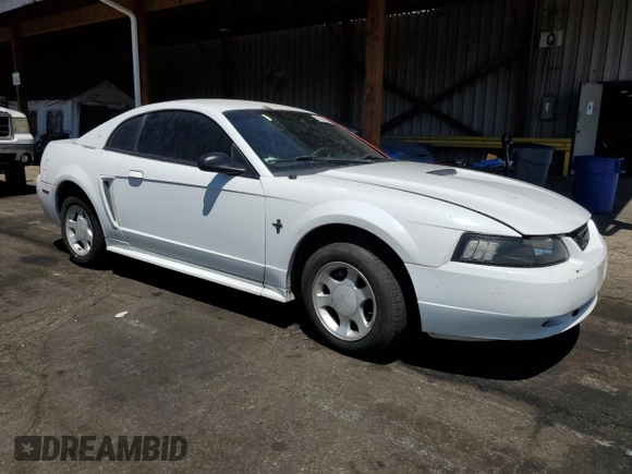 2000 Ford Mustang z VIN 1FAFP4045YF302687, wystawiony jako Copart lot #58044485 z przebiegiem 191 961 mil mil oraz Szkoda całkowita • Salvage title. Historia ofert i sprzedaży dostępna na DreamBid. Obrazek 4.