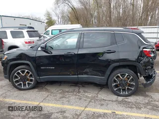 2021 Jeep Compass Limited with VIN 3C4NJDCB1MT526105, listed as a IAAI auction lot 40770390 with 89,856 mi miles and . Bid and sale history available at carsss.com. Image 14.