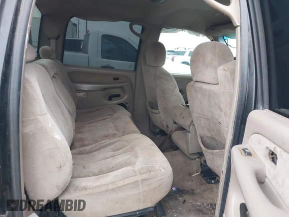 2002 Chevrolet Silverado 1500HD LS z VIN 1GCGC13U82F239161, wystawiony jako IAAI lot #41268788 z przebiegiem Nie podano mil oraz . Historia ofert i sprzedaży dostępna na DreamBid. Obrazek 8.