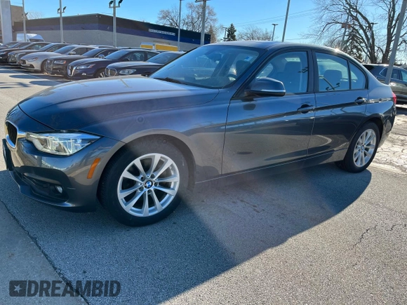 2018 BMW 3 Series 320i xDrive with VIN WBA8E5G54JNU47709, listed as a Copart auction lot 87876775 with 40,647 mi miles and Clean Title. Bid and sale history available at carsss.com. Image 2.