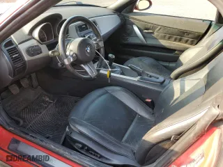 2005 BMW Z4 2.5i with VIN 4USBT33515LR70061, listed as a Copart auction lot 68570904 with 0 mi miles and Non Repairable. Bid and sale history available at carsss.com. Image 7.