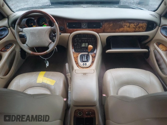 2000 Jaguar XJ with VIN SAJDA25BXYMF01667, listed as a Copart auction lot 41333495 with 102,291 mi miles and Clean Title. Bid and sale history available at DreamBid. Image 8.