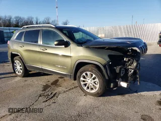 2019 Jeep Cherokee Latitude with VIN 1C4PJMCX0KD113213, listed as a Copart auction lot 49228805 with 49,085 mi miles and Salvage title. Bid and sale history available at DreamBid. Image 4.