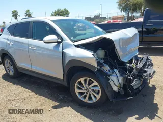 2017 Hyundai Tucson SE z VIN KM8J23A49HU354696, wystawiony jako IAAI lot #42273079 z przebiegiem Nie podano mil oraz . Historia ofert i sprzedaży dostępna na DreamBid. Obrazek 1.