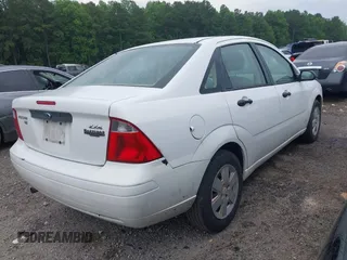 2006 Ford Focus S with VIN 1FAFP34N16W133505, listed as a IAAI auction lot 42460835 with 157,811 mi miles and . Bid and sale history available at DreamBid. Image 4.