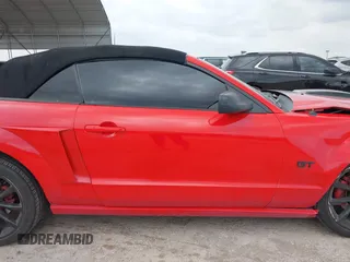 2007 Ford Mustang GT Deluxe с VIN 1ZVHT85H175237646, выставлен на аукционе IAAI как лот 42105476 с пробегом 179 433 миль миль и . История ставок и продаж доступна на DreamBid. Изображение 14.