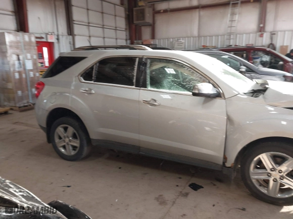 2015 Chevrolet Equinox LTZ with VIN 2GNFLDE33F6426946, listed as a IAAI auction lot 41354337 with 53,811 mi miles. Bid and sale history available at carsss.com. Image 13.
