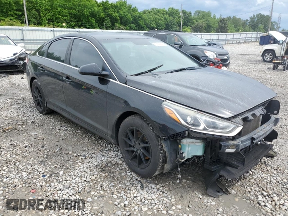 2018 Hyundai Sonata SE z VIN 5NPE24AF9JH620845, wystawiony jako Copart lot #55620115 z przebiegiem 185 229 mil mil oraz Szkoda całkowita • Salvage title. Historia ofert i sprzedaży dostępna na DreamBid. Obrazek 4.
