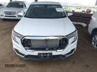 2024 GMC Terrain SLE z VIN 3GKALMEG5RL376674, wystawiony jako IAAI lot #42648347 z przebiegiem 27 344 mil mil oraz . Historia ofert i sprzedaży dostępna na DreamBid. Obrazek 12.