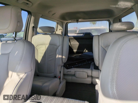 2022 Jeep Wagoneer Series III with VIN 1C4SJUDT3NS214428, listed as a Copart auction lot 74156484 with 19,571 mi miles and Non repairable. Bid and sale history available at DreamBid. Image 10.