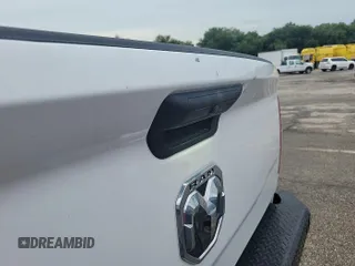 2022 Ram 2500 Tradesman with VIN 3C6UR5HL6NG155598, listed as a IAAI auction lot 42600127 with 123,453 mi miles and . Bid and sale history available at DreamBid. Image 4.