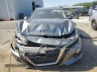 2019 Nissan Altima SV z VIN 1N4BL4DW3KN321497, wystawiony jako Copart lot #57959005 z przebiegiem 78 807 mil mil oraz Szkoda całkowita • Salvage title. Historia ofert i sprzedaży dostępna na DreamBid. Obrazek 5.