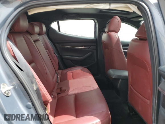 2023 Mazda 3 S Carbon Edition с VIN JM1BPBLM2P1611392, выставлен на аукционе Copart как лот 56292325 с пробегом 28 659 миль миль и На запчасти • Non repairable. История ставок и продаж доступна на DreamBid. Изображение 10.