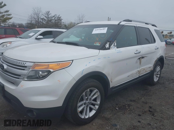 2013 Ford Explorer XLT with VIN 1FM5K8D87DGB07831, listed as a IAAI auction lot 42010689 with 202,306 mi miles and . Bid and sale history available at carsss.com. Image 6.