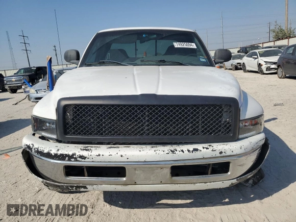 2000 Dodge 1500 z VIN 3B7HF12Y0YG147372, wystawiony jako Copart lot #74925094 z przebiegiem 247 162 mil mil oraz Szkoda całkowita • Salvage title. Historia ofert i sprzedaży dostępna na DreamBid. Obrazek 5.
