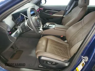 2024 BMW 5 Series 530i xDrive with VIN WBA53FJ01RCP81246, listed as a Copart auction lot 72286304 with 10,209 mi miles and Clean Title. Bid and sale history available at carsss.com. Image 7.