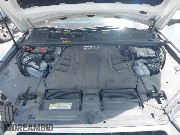 2018 Audi Q7 Premium Plus with VIN WA1LAAF70JD031855, listed as a IAAI auction lot 42267620 with 39,334 mi miles and . Bid and sale history available at DreamBid. Image 10.