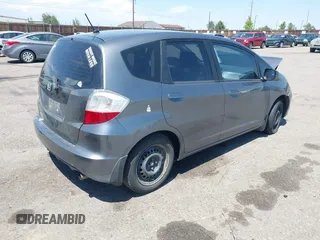 2013 Honda Fit with VIN JHMGE8H37DC023372, listed as a IAAI auction lot 40006280 with 117,791 mi miles. Bid and sale history available at carsss.com. Image 4.